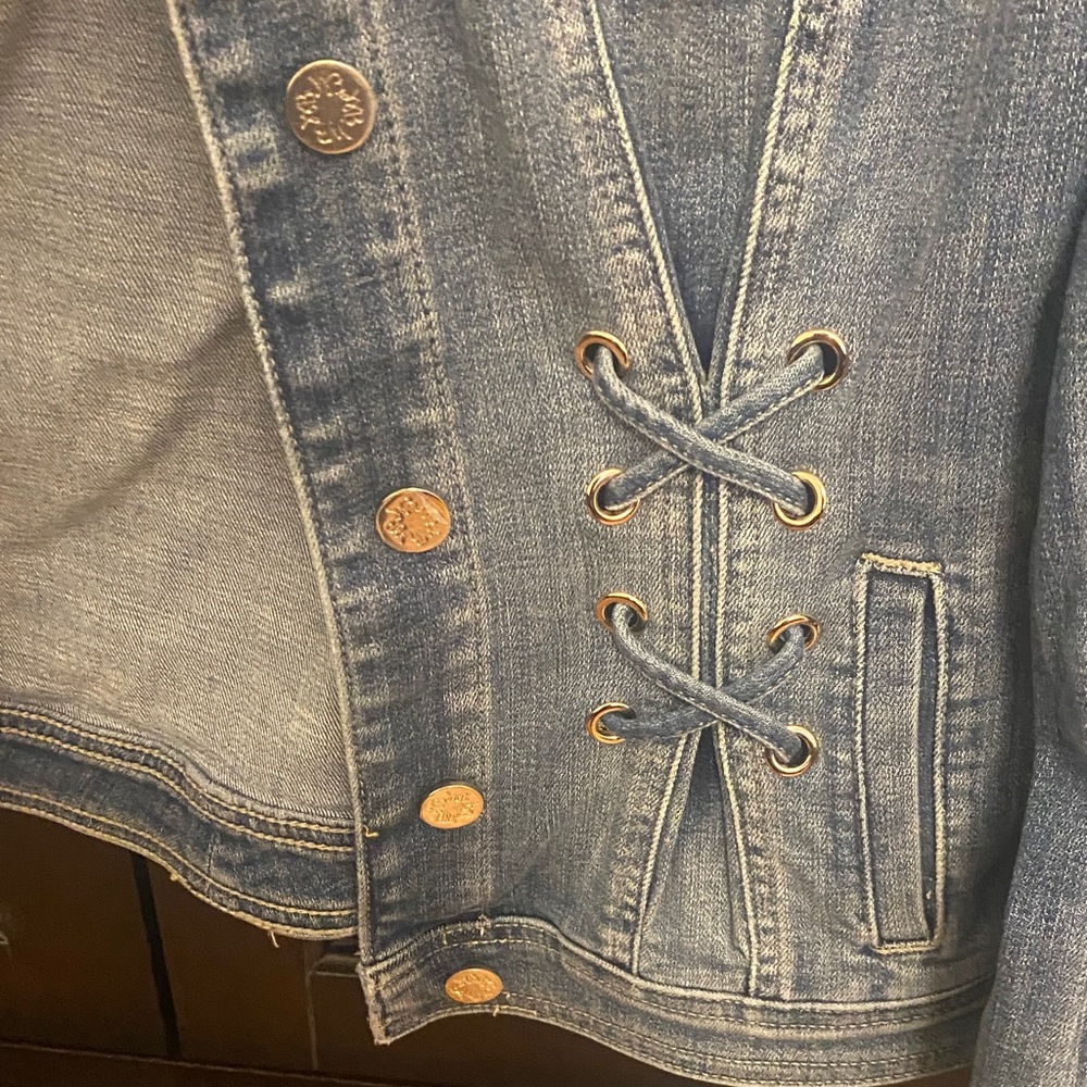 WHBM Women's Blue Denim Jacket - Picture 5 of 7